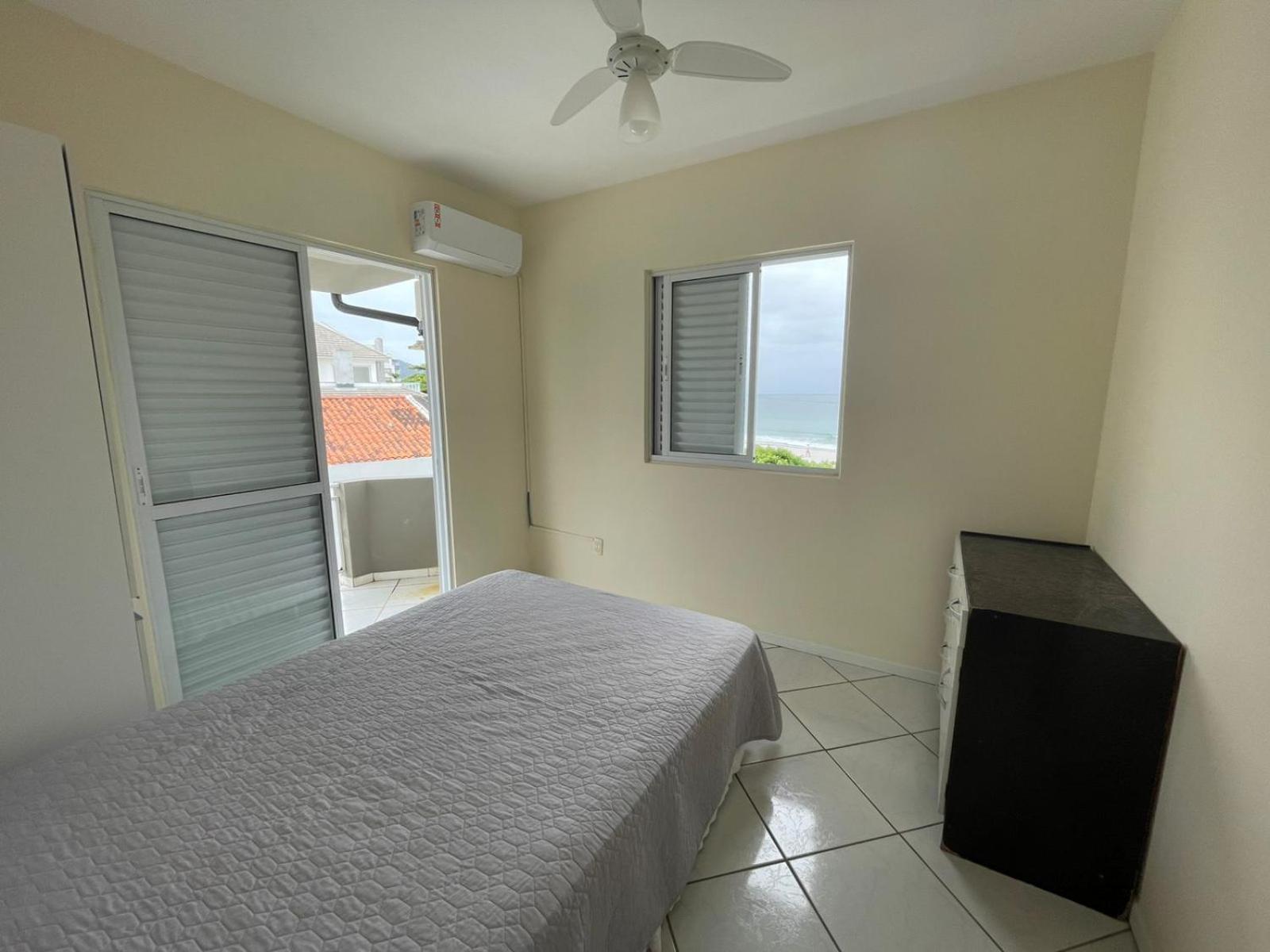Apartamentos Com Vista Mar Na Praia Dos Ingleses ฟลอเรียนอโปลิส ภายนอก รูปภาพ